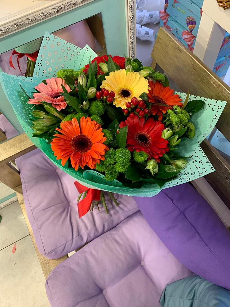 Букет цветов из: Герберы, Хризантемы и Альстромерии в Беляевка