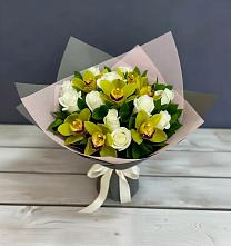 Букет цветов из:  Орхидеи и Розы в Беляевка