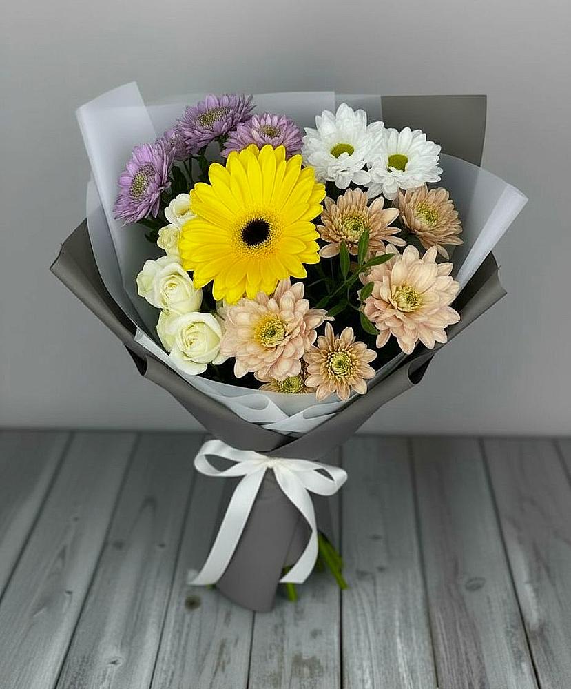 Букет цветов из: Розы, Герберы и Хризантемы в Беляевка