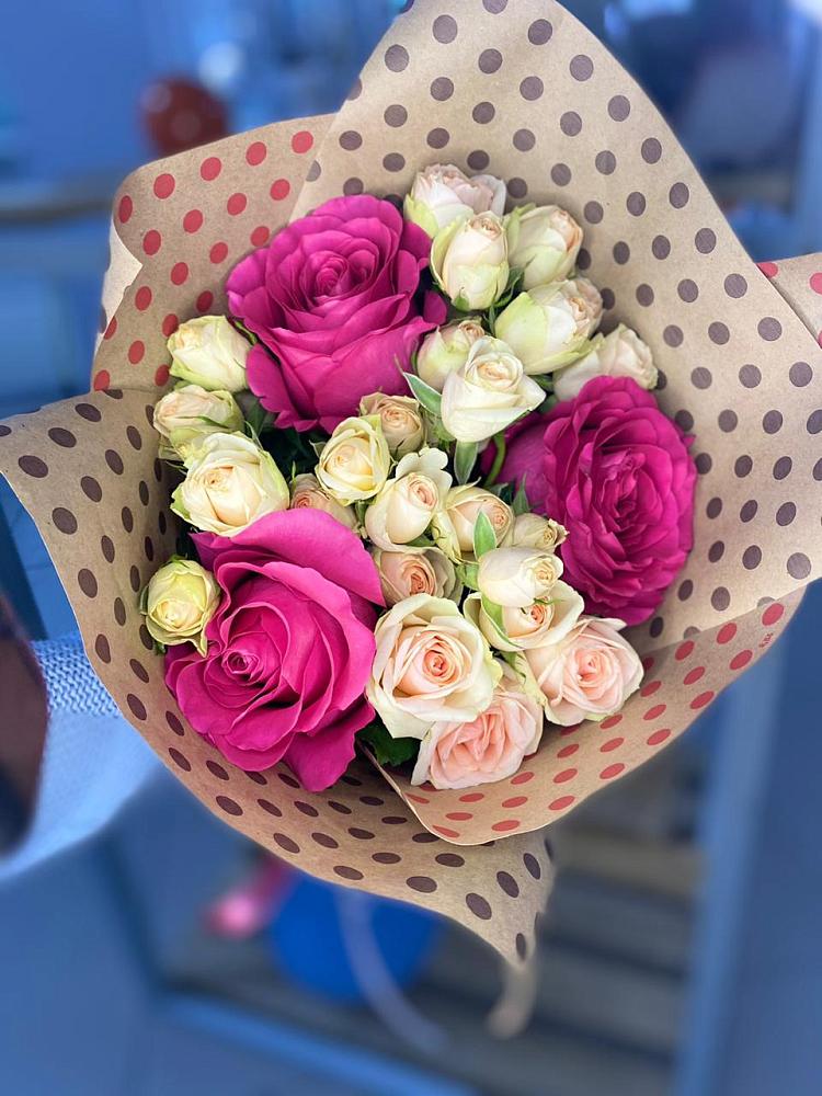 Букет цветов из: Розы в Беляевка