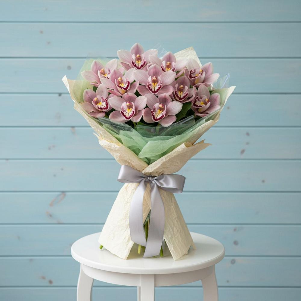 Букет цветов из: Орхидеи и Розы в Беляевка