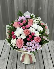 Букет цветов из:  Альстромерии, Гвоздики, Розы и Хризантемы в Беляевка