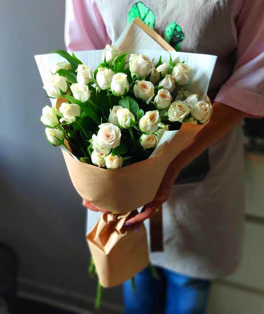 Букет цветов из: Розы в Беляевка