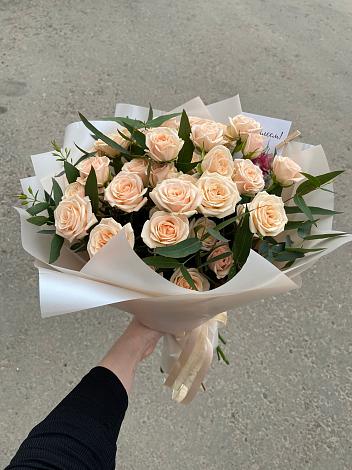 Букет Кремовые розы Латте в Беляевка