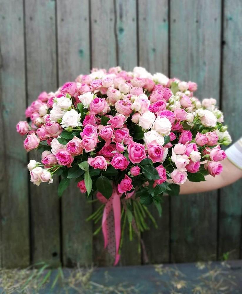 Букет Розовые кустовые розы Натали и Лав Лидия в Беляевка