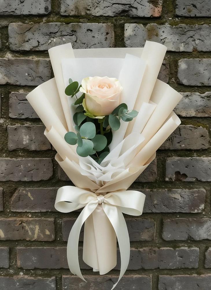 Букет цветов из: Розы в Беляевка