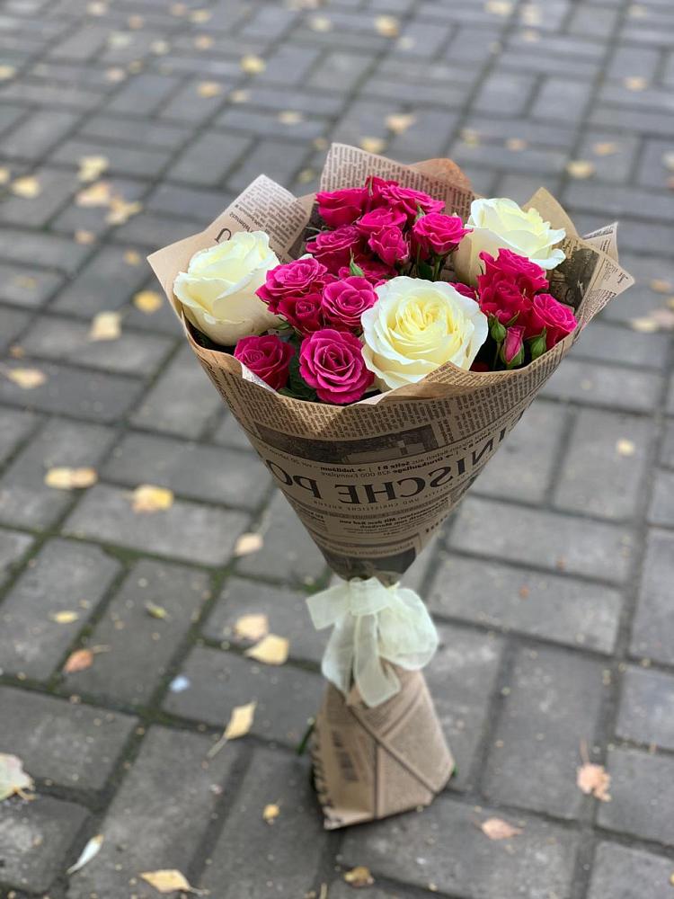 Букет цветов из: Розы в Беляевка