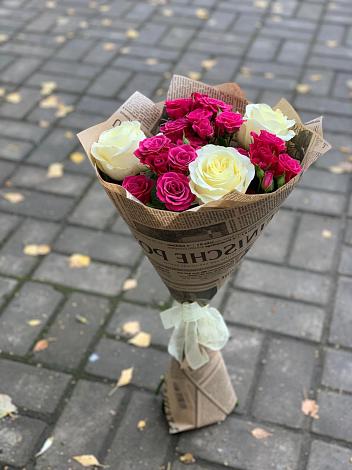 Букет цветов из: Розы в Беляевка