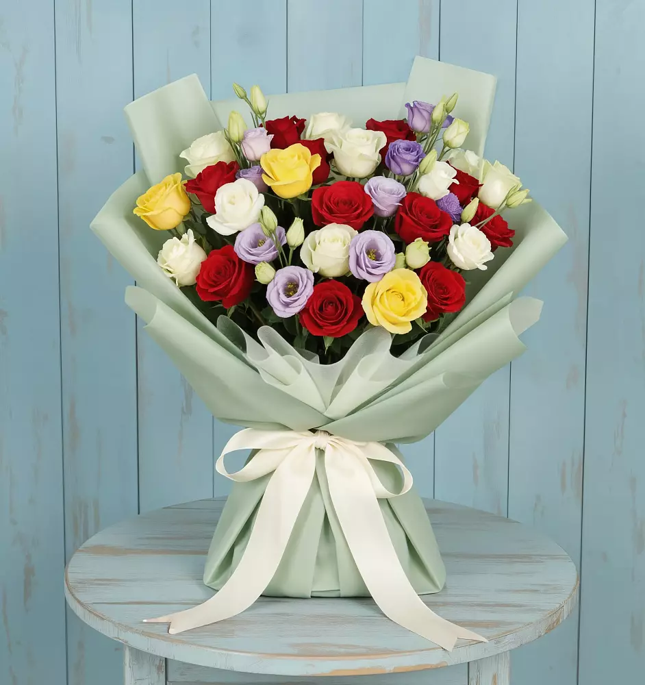 Букет цветов из: Розы в Беляевка