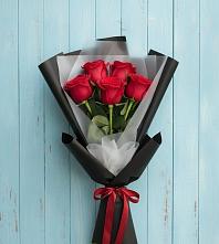 Букет цветов из:  Розы в Беляевка
