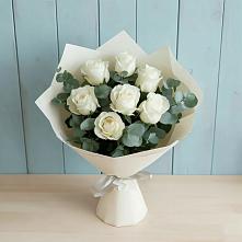 Букет Белые розы в Эвкалипте в Беляевка