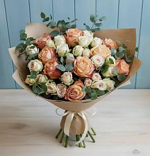 Букет цветов из:  Альстромерии и Розы в Беляевка