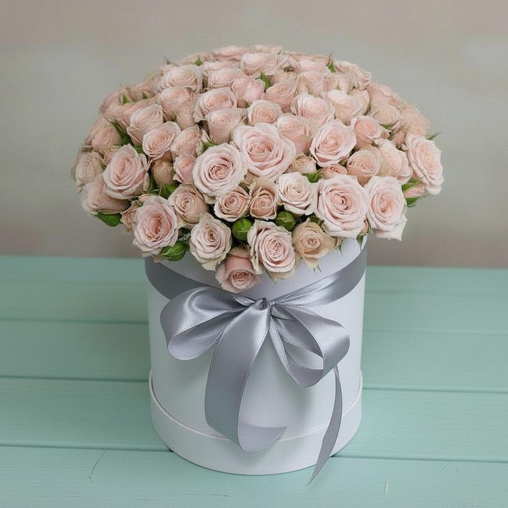 Цветочная композиция из Розы в шляпной коробке в Беляевка